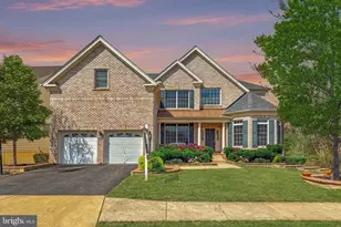 43341 Barnstead Dr, Ashburn, VA 20148 - Photo 2