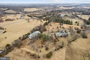 20043 Gleedsville Rd, Leesburg, VA 20175 - Photo 6