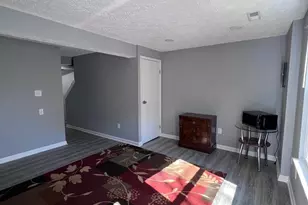 307 Brethour Ct, Sterling, VA 20164 - Photo 2