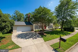 21112 Midday Ln, Sterling, VA 20164 - Photo 48