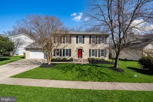 21112 Midday Ln, Sterling, VA 20164 - Photo 2