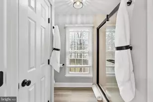 21112 Midday Ln, Sterling, VA 20164 - Photo 30