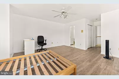 47672 Pennrun Way, Sterling, VA 20165 - Photo 38