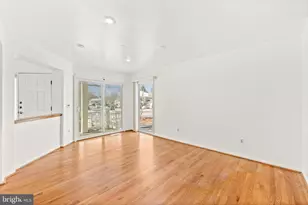 47672 Pennrun Way, Sterling, VA 20165 - Photo 10
