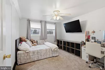 112 N Kennedy Road, Sterling, VA 20164 - Photo 22