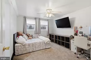 112 N Kennedy Rd, Sterling, VA 20164 - Photo 22