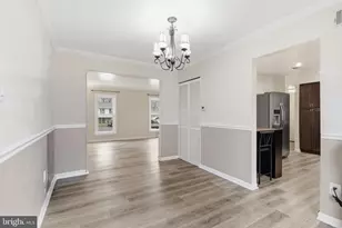 112 N Kennedy Rd, Sterling, VA 20164 - Photo 10