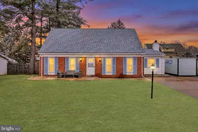 112 N Kennedy Road, Sterling, VA 20164 - Photo 2