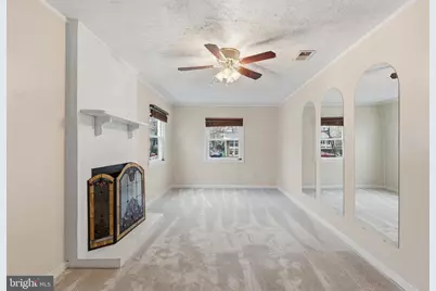 112 N Kennedy Road, Sterling, VA 20164 - Photo 12