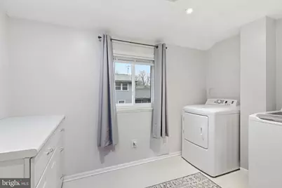 112 N Kennedy Road, Sterling, VA 20164 - Photo 20