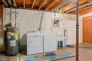 1398 S King St, Leesburg, VA 20175 - Photo 24