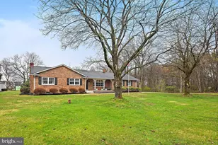 1398 S King St, Leesburg, VA 20175 - Photo 38