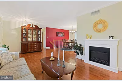 1398 S King Street, Leesburg, VA 20175 - Photo 4