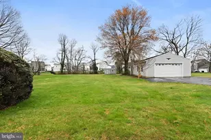 1396 S King St, Leesburg, VA 20175 - Photo 36