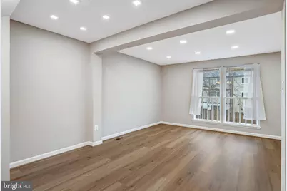 106 Charing Court, Sterling, VA 20164 - Photo 12