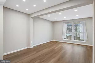 106 Charing Ct, Sterling, VA 20164 - Photo 12