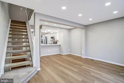 106 Charing Court, Sterling, VA 20164 - Photo 6