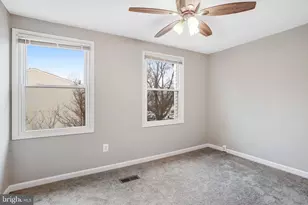 106 Charing Ct, Sterling, VA 20164 - Photo 18