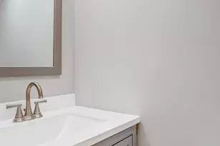 106 Charing Ct, Sterling, VA 20164 - Photo 24