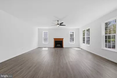 224 Lawford Drive SW, Leesburg, VA 20175 - Photo 24