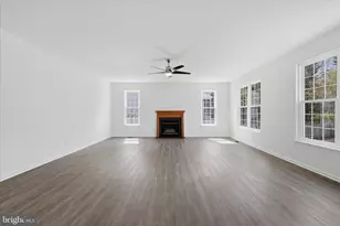 224 Lawford Dr SW, Leesburg, VA 20175 - Photo 24