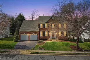 224 Lawford Dr SW, Leesburg, VA 20175 - Photo 1