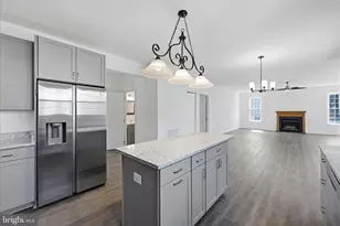 224 Lawford Dr SW, Leesburg, VA 20175 - Photo 18