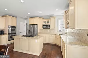 43941 Riverpoint Dr, Leesburg, VA 20176 - Photo 22