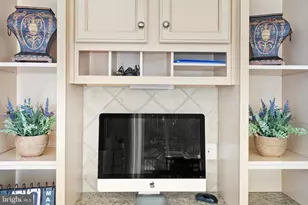 43941 Riverpoint Dr, Leesburg, VA 20176 - Photo 28