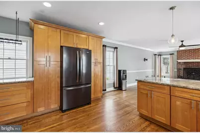 208 Wilson Avenue NW, Leesburg, VA 20176 - Photo 10