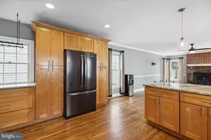 208 Wilson Ave NW, Leesburg, VA 20176 - Photo 10