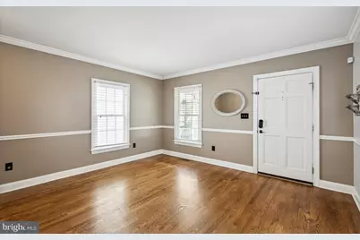 208 Wilson Avenue NW, Leesburg, VA 20176 - Photo 4