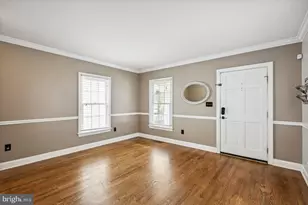 208 Wilson Ave NW, Leesburg, VA 20176 - Photo 4