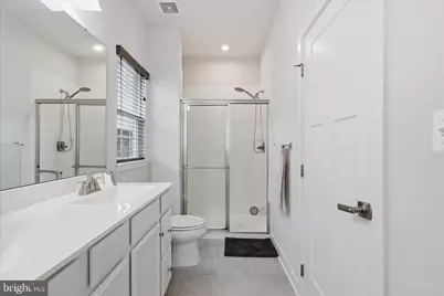 24594 Laurel Lake Terrace, Sterling, VA 20166 - Photo 22