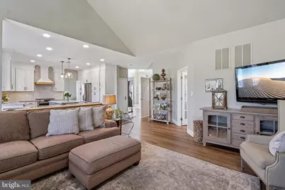 20276 Medalist Drive, Ashburn, VA 20147 - Photo 16