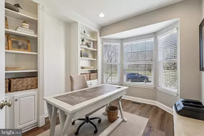 20276 Medalist Drive, Ashburn, VA 20147 - Photo 18