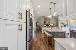 20276 Medalist Dr, Ashburn, VA 20147 - Photo 10