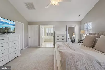 20276 Medalist Drive, Ashburn, VA 20147 - Photo 32