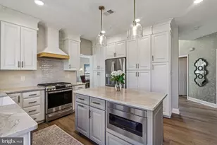 20276 Medalist Dr, Ashburn, VA 20147 - Photo 6