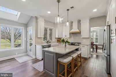 20276 Medalist Drive, Ashburn, VA 20147 - Photo 4