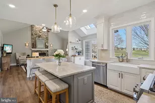 20276 Medalist Dr, Ashburn, VA 20147 - Photo 8