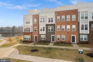 19738 Peach Flower Ter, Ashburn, VA 20147 - Photo 4