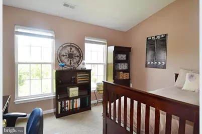 21168 Millwood Square, Sterling, VA 20165 - Photo 8