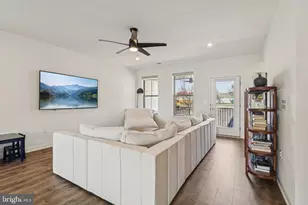 45916 Swallow Ter, Sterling, VA 20165 - Photo 12