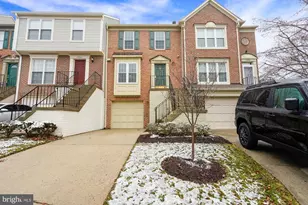 45590 Whitcomb Square, Sterling, VA 20166 - Photo 2