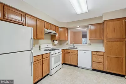 45590 Whitcomb Square, Sterling, VA 20166 - Photo 12