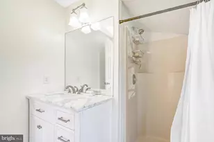 341 E G St, Purcellville, VA 20132 - Photo 30