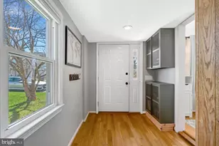 341 E G St, Purcellville, VA 20132 - Photo 14