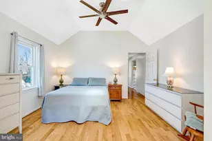 341 E G St, Purcellville, VA 20132 - Photo 8