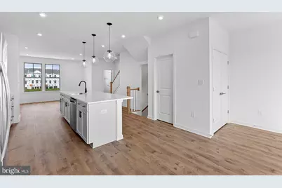 43798 Mystic Maroon Terrace, Ashburn, VA 20147 - Photo 4